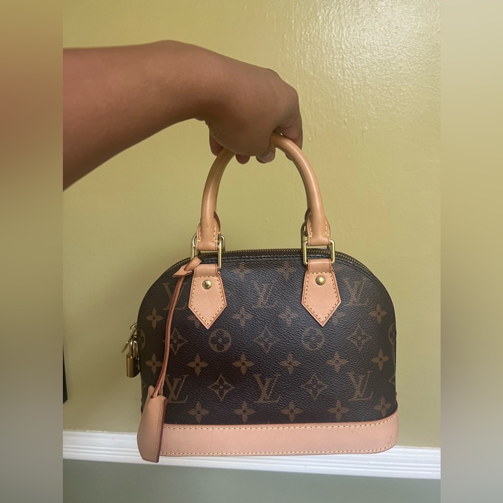 LOUIS VUITTON authentic ALMA BB SOLD